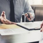 Can you switch lawyers in the middle of a personal injury case?
